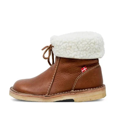 Alana™ | Waterproof boot with wool lining