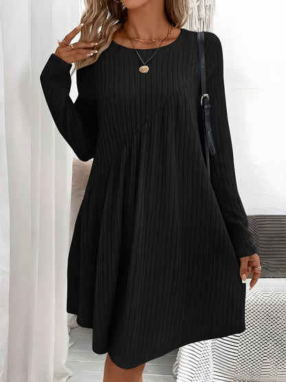 Roxie | Dress made from soft knitted fabric