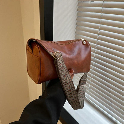 Madeline™ | Vintage-Style Crossbody Bag