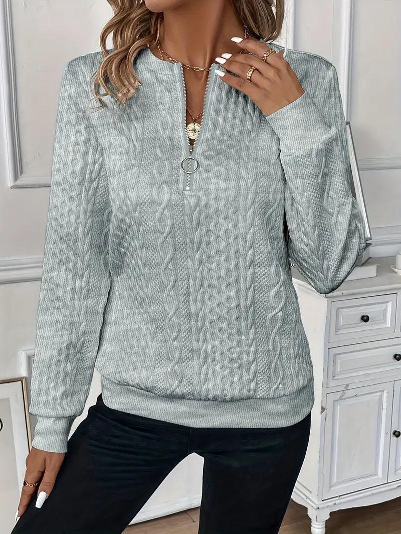 Dahlie | Elegant zip jumper