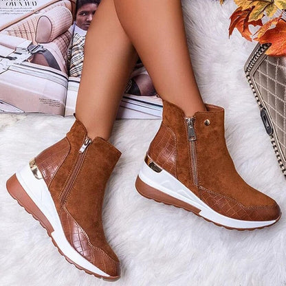Lyla™ | Stylish zipped boots